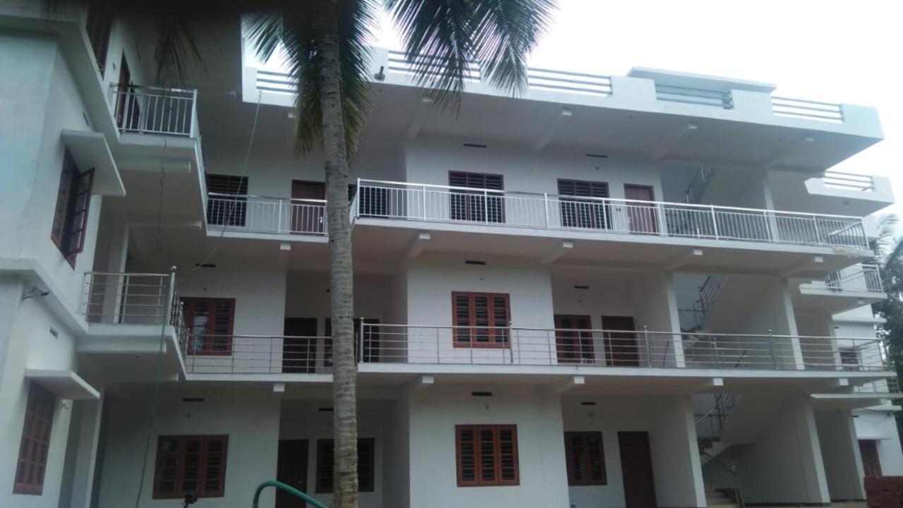 Wayanad Biriyomz Residency, Kalpatta, Low Cost Rooms And Deluxe Apartment Εξωτερικό φωτογραφία